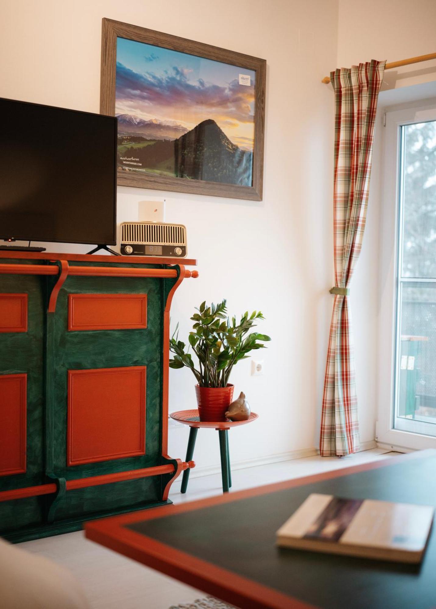 Schwalbennest Velden Apartment Velden am Woerthersee Ngoại thất bức ảnh